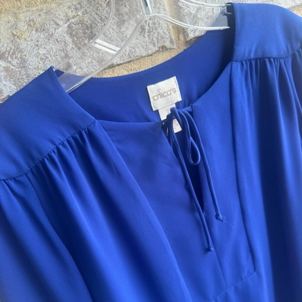 Chico's Long Sleeve V Neck Keyhole Front Tie Tunic Blouse Women's Size 1 (M) - Picture 6 of 8